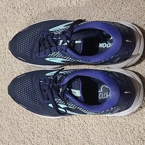 Brooks GHOST 14
